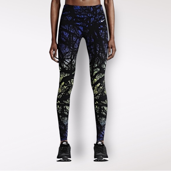 Nike Printed Engineered Tight leggings - Picture 2 of 8